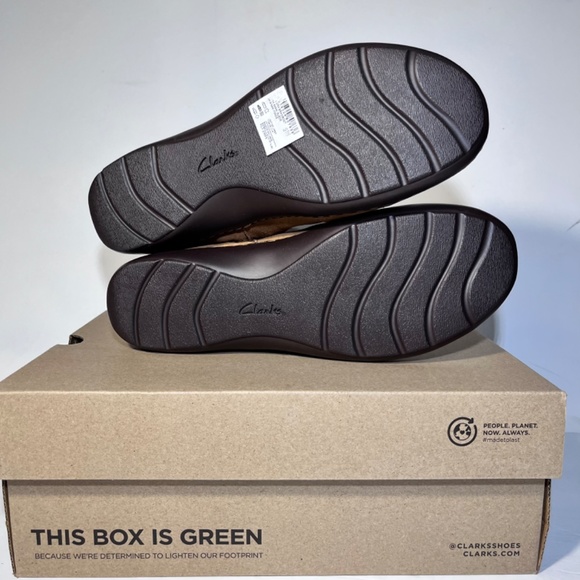 Clarks Collection Cora Braid Boot Suede Ankle Boots Size: 11W - Picture 5 of 5